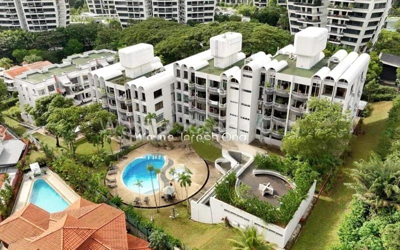 4 Bed Condo for Sale in  Charming Garden - Image 9